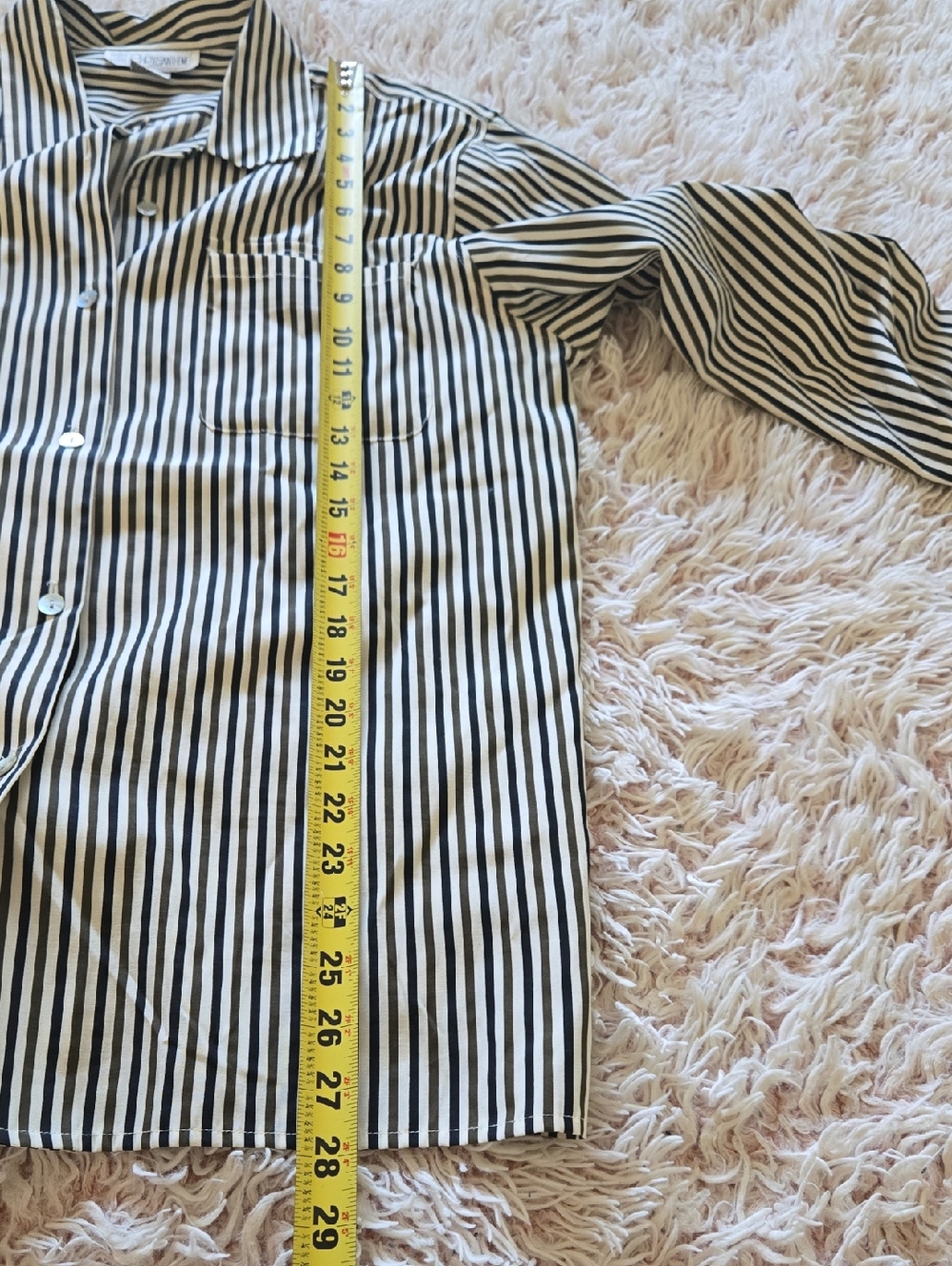 🐩VTG Pinstripe Button Down Blouse - Picture 9 of 9